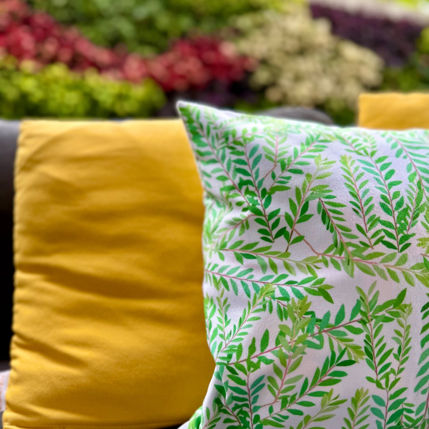 Myrtle - Leaf Pillowcase